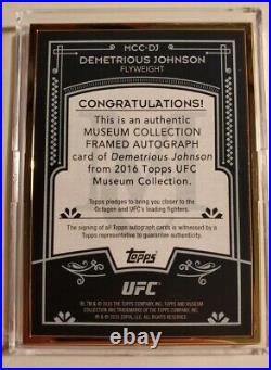 2016 Topps UFC Museum Collection Gold Frame Autograph/15 Demetrious Johnson Auto