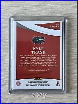 2021 Panini Immaculate Collegiate Kyle Trask Rookie Auto On-Card SSP /25