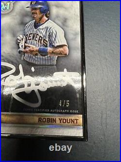2023 Topps Museum Collection Robin Yount Silver Paint Auto 4/5