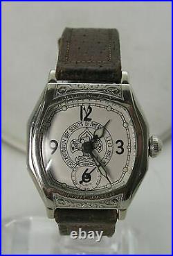 Awesome 1930's Silver Tone Embossed Boy Scouts New York Elgin Wristwatch Watch
