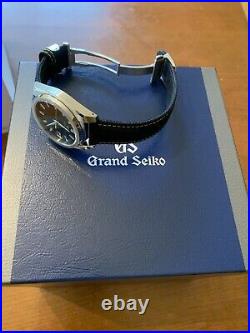 Grand Seiko SBGV243 Sport Collection Steel Quartz 40mm Men's Watch Strap Date