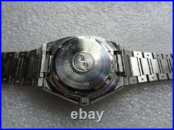 Men Rare Collectible Vtg Ss Seiko Sports 100 Square Black Dial Quartz Wristwatch