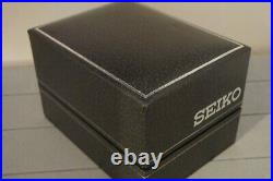 Seiko Chronograph V657-9010. Rare & collectable model. Grey & green. Gents. 1999