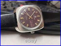 Swiss Vintage Favre Lueba Automatic Mens Gent Wrist Watch Day Date Collectible